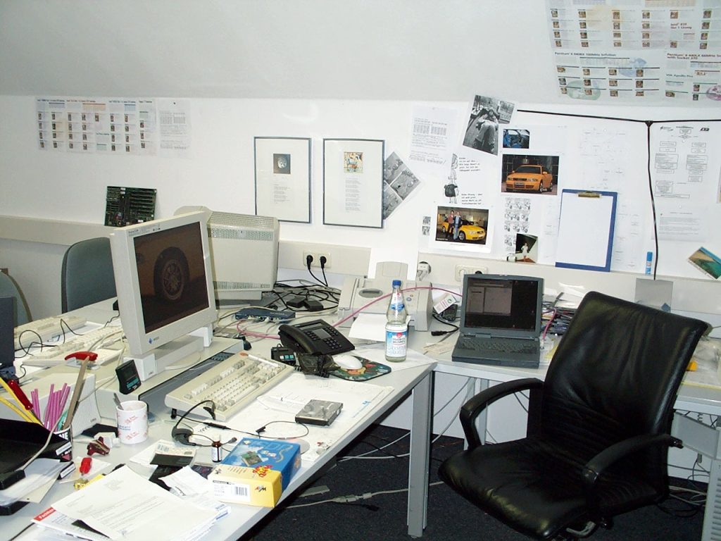 Büro mit PC-Arbeitsplätzen aus den Anfangsjahren von NEXTWERK